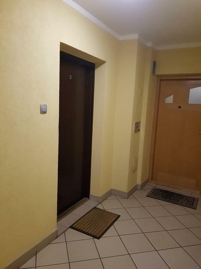 Pod Jasna Gora - Apartament 3 เชสโตฮอวา ภายนอก รูปภาพ